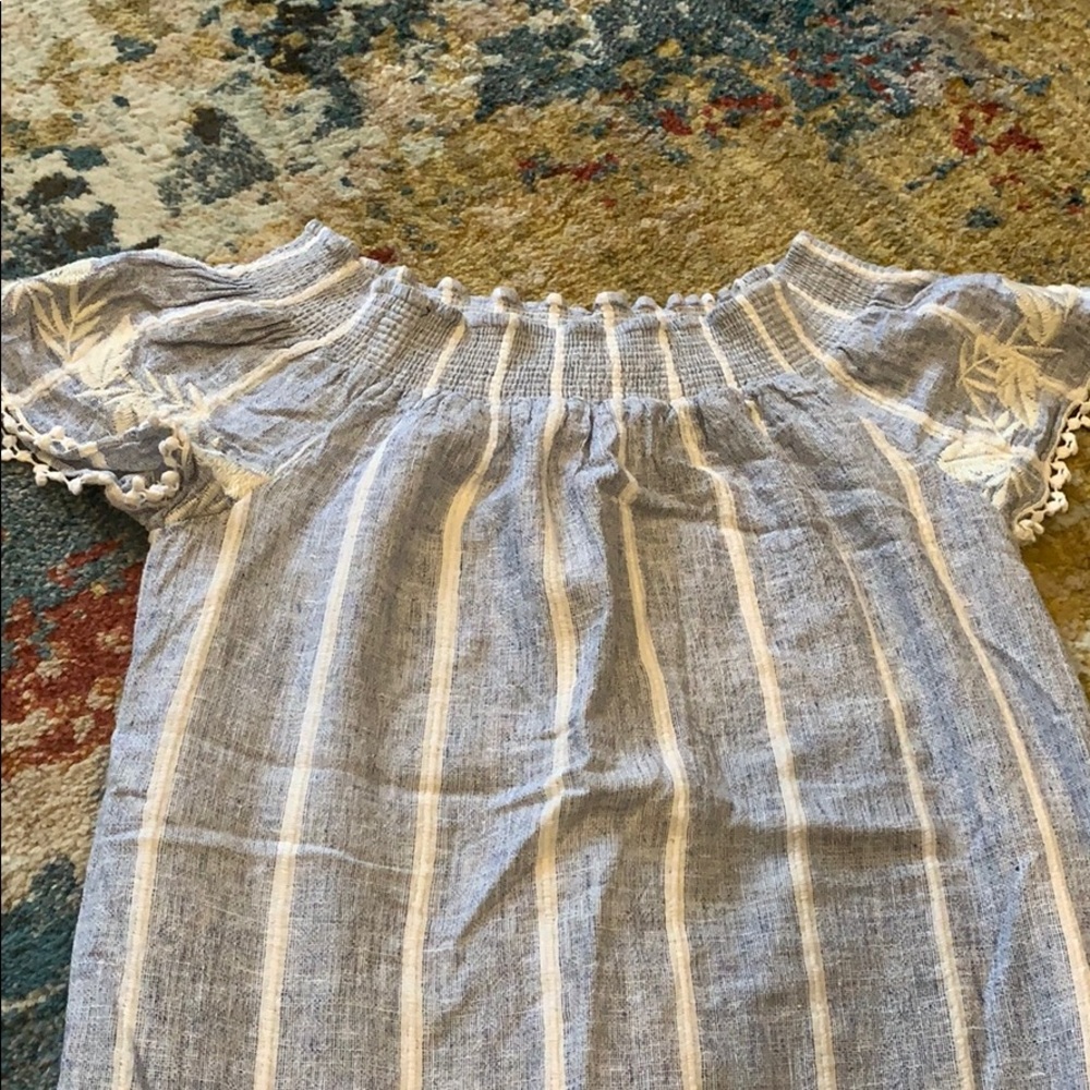 Off shoulder dress💖SOLD💖 - Picture 2 of 3